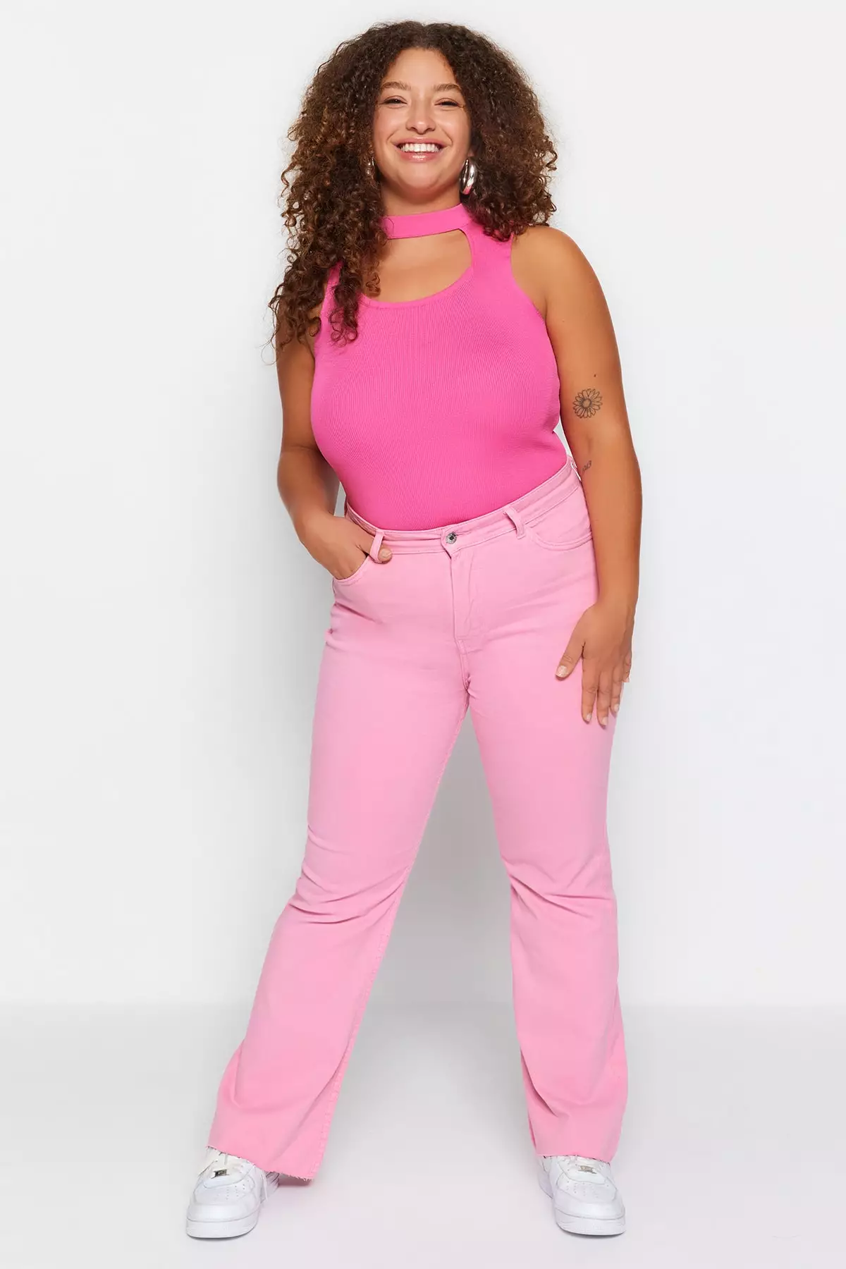 Buy Trendyol CutOut Spanish Fit Denim Jeans 2024 Online ZALORA