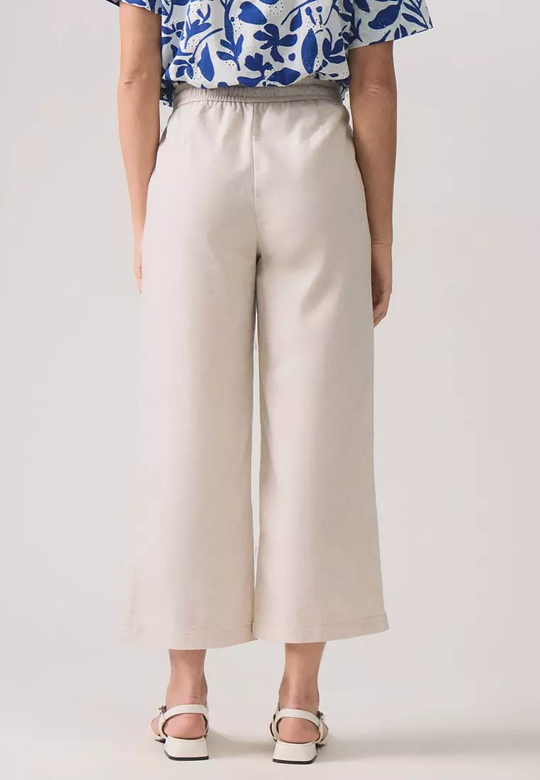 Linen Trousers With Drawstring Detail