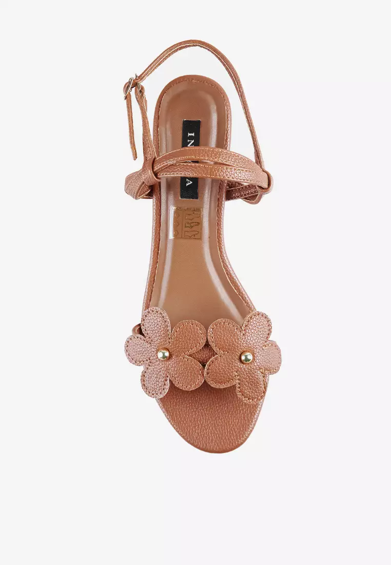 Daisy Block Heels Bunga Metalik Metallic Leather Hak Kotak High Heels Pesta