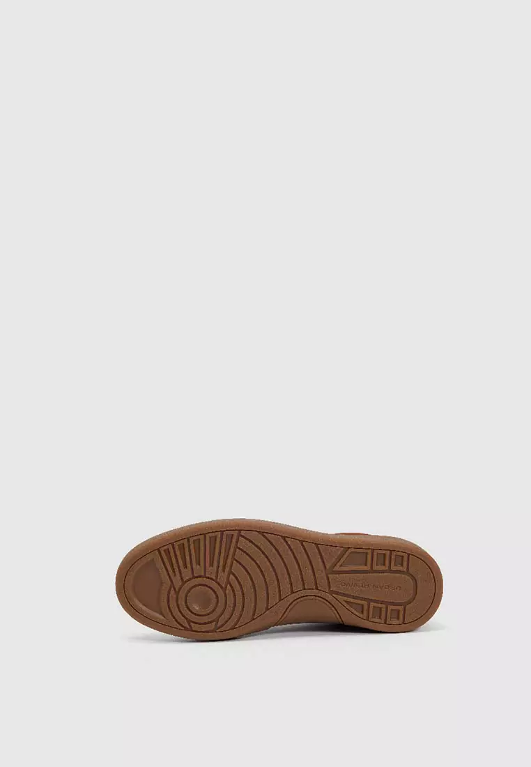 Round Toe Sneakers