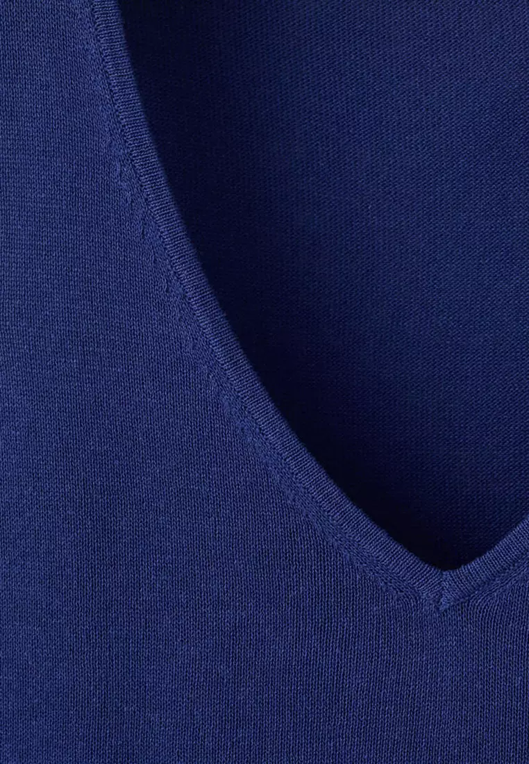 V-Neck Knit Top