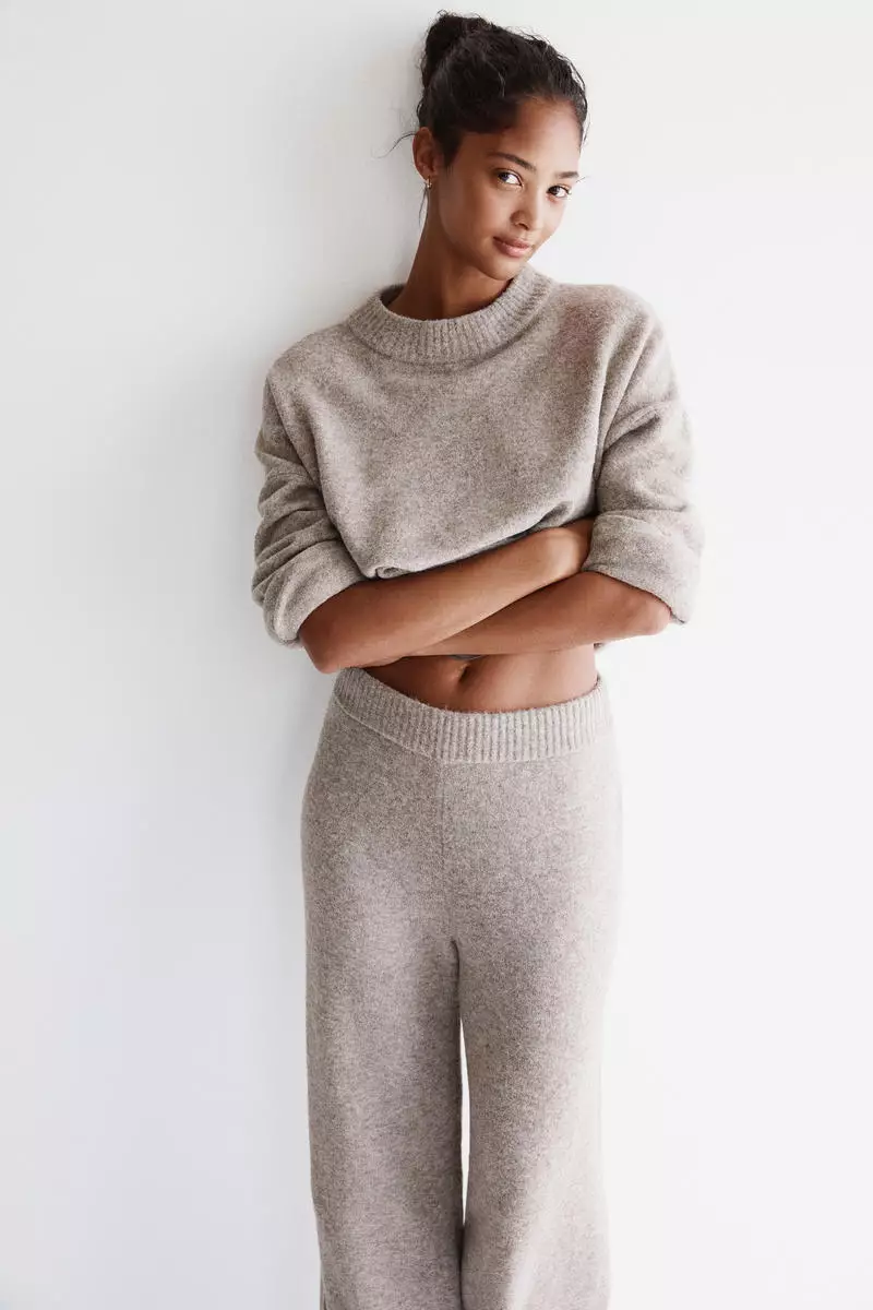 Fine-knit trousers
