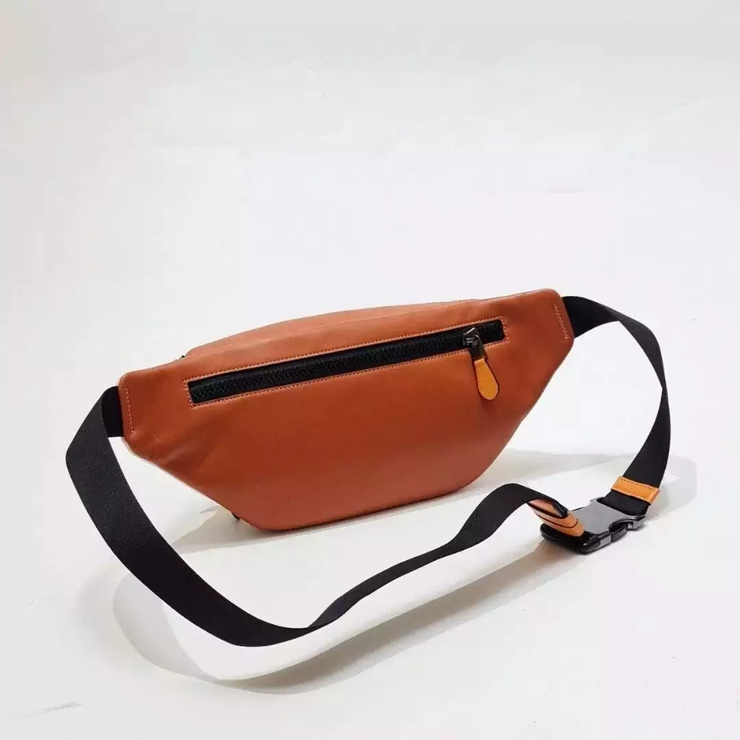 CE552 TRACK BELT BAG QUILTED LEATHER CHALK SUNSET MULTI