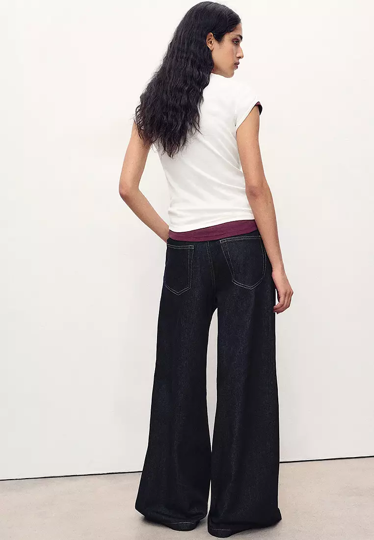 Wide-Leg Pleated Jeans