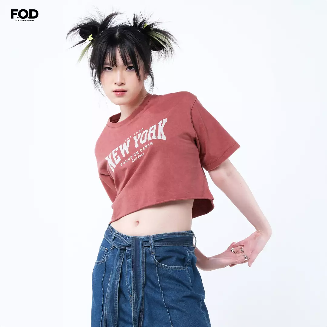 Kaos Crop Wanita Nyc Dark Pink