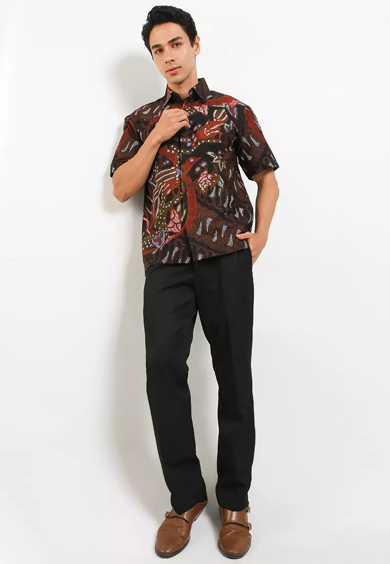 Wagindra Kemeja Batik Tulis Premium Pria Casual Modern Lengan Pendek