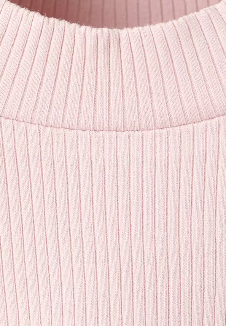 Ribbed Long-Sleeved T-Shirt