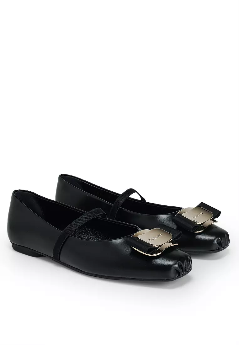 Salvatore ferragamo flats outlet