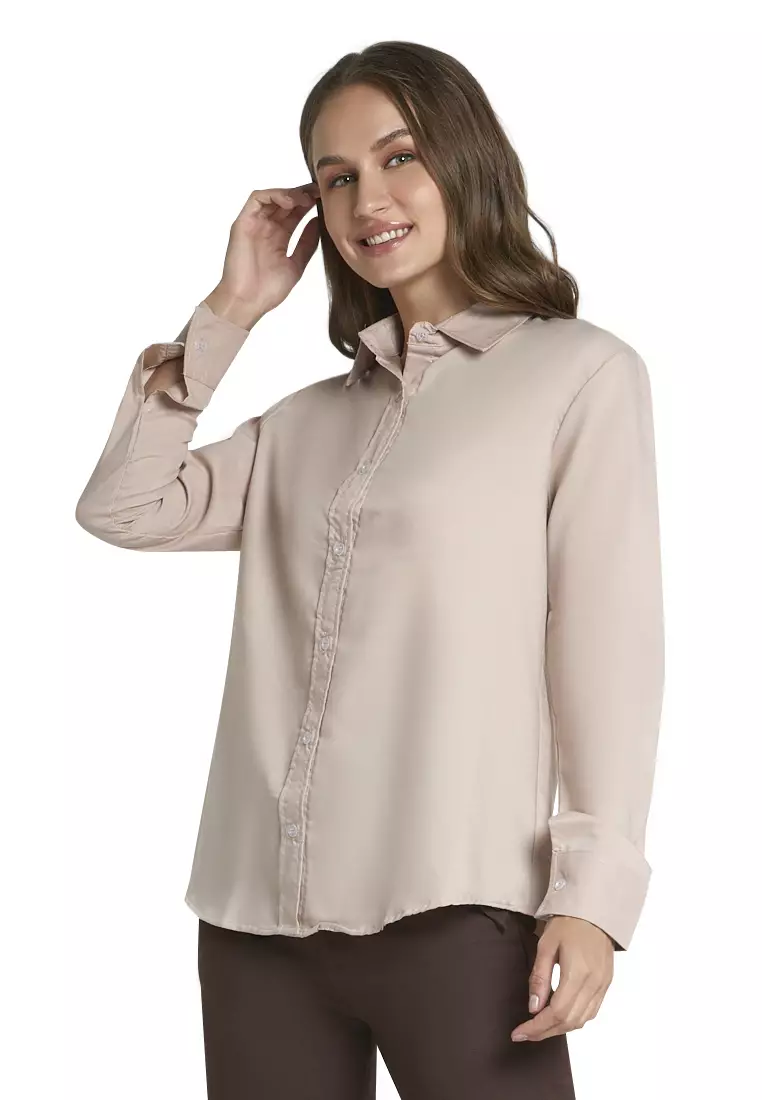 Zwetta Kemeja Lengan Panjang Plain Shirt Basic Atasan Wanita Regular Fit - Cream