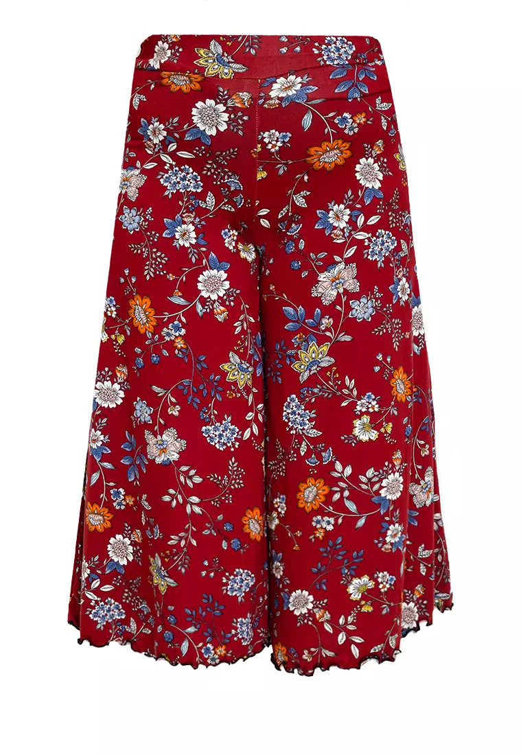 Red square pants cheap