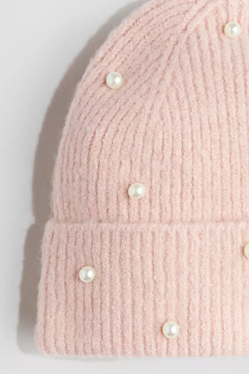 Detailed rib-knit beanie