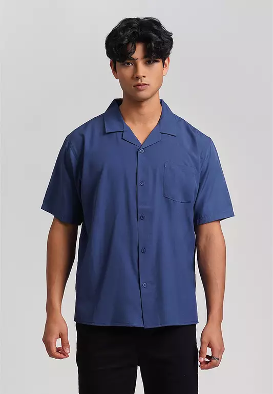 Relaxed Fit Short Sleeves Resort Shirt with Pocket