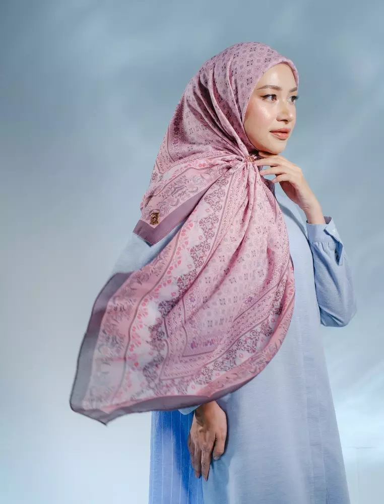 CLIDIA Scarf Maroon - Kerudung Hijab Segiempat Motif With BOX - Bahan Nesla - Ukuran 115x115