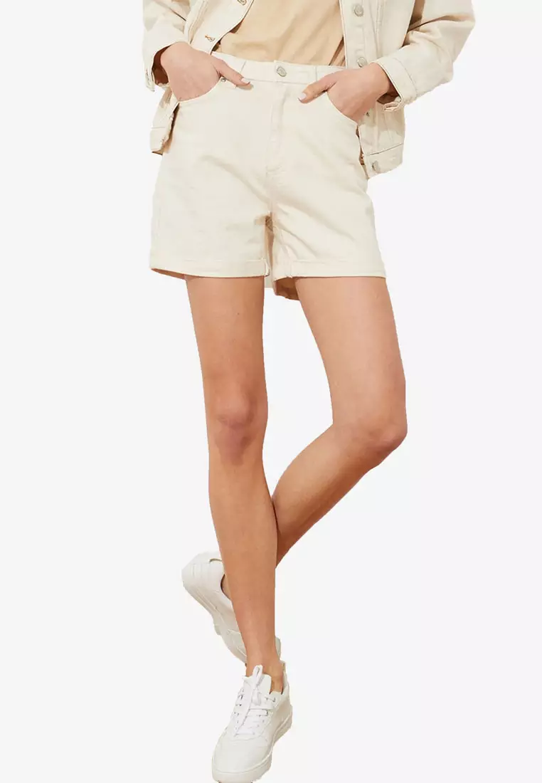 Buy JACQUELINE DE YONG Dichte High Waist Long Shorts Online