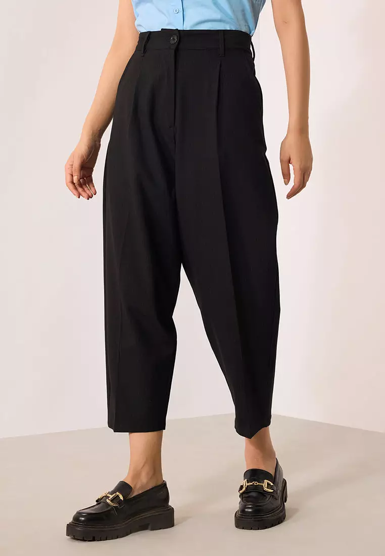 VIRGIO Viscose Stretch Black Tapered Pleated Pant
