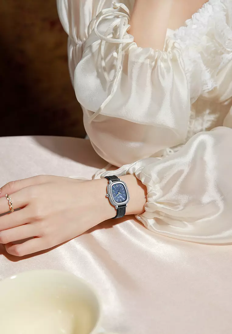 Jam Tangan Wanita Korea Elegan Berlian Vintage Dial Tali Kulit Anti Air Jam Tangan Cewek A002 black