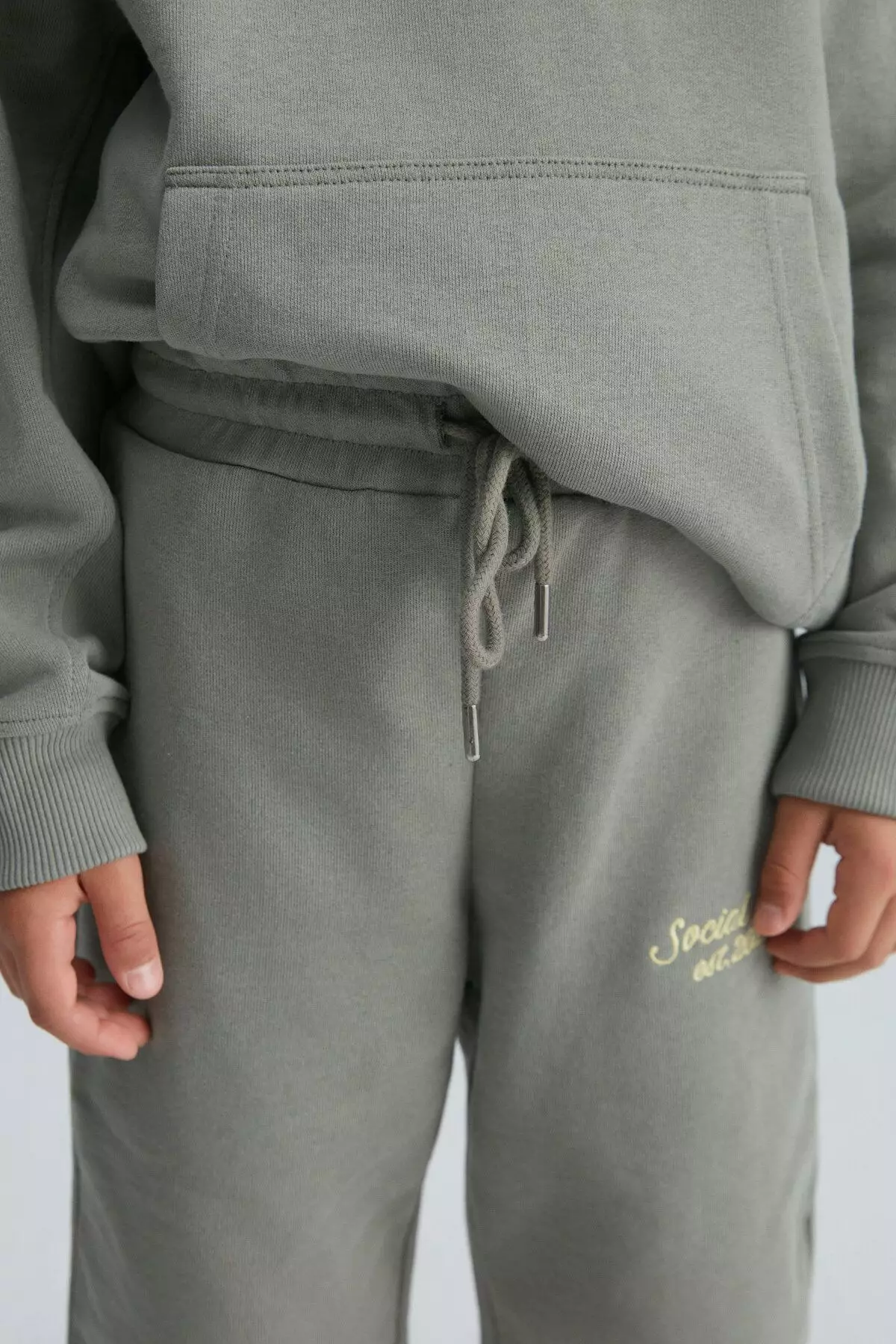 Zvonko Tracksuit Set