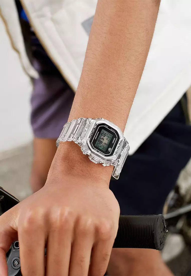 Jam Tangan Digital Pria G-Shock 40th Anniversary Clear Remix DW-5040RX-7D Resin Band