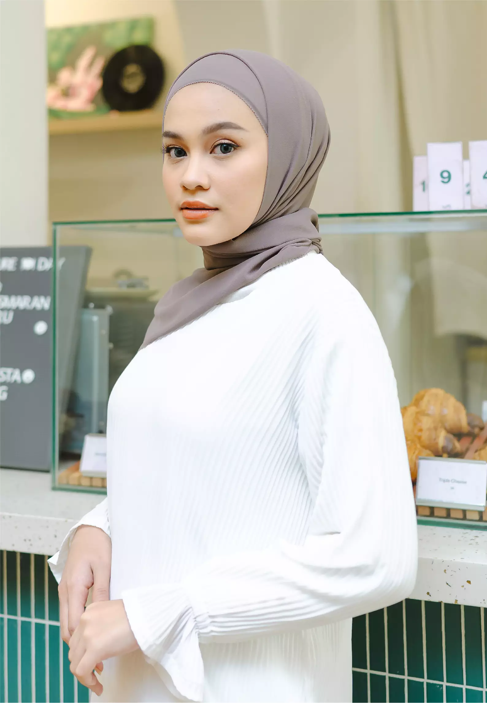 Bawal Eyelash Shawl Dark Choco