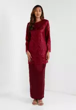 Maroon/Lace