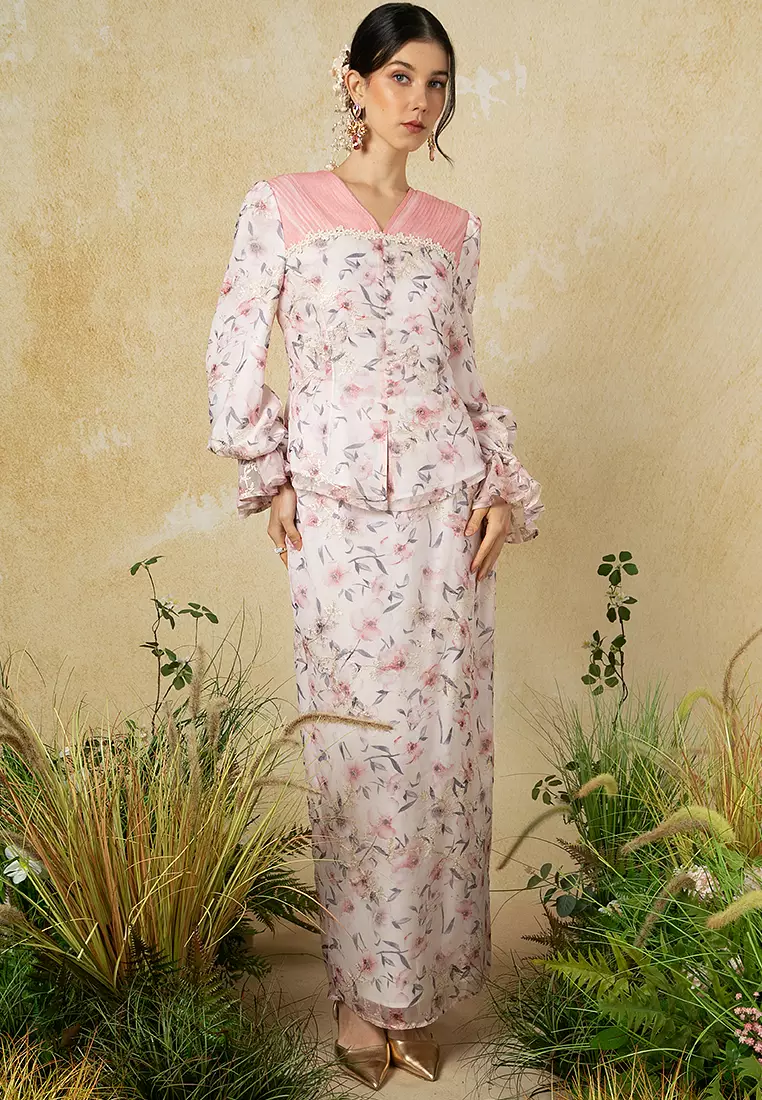 ORKED KEBAYA SET