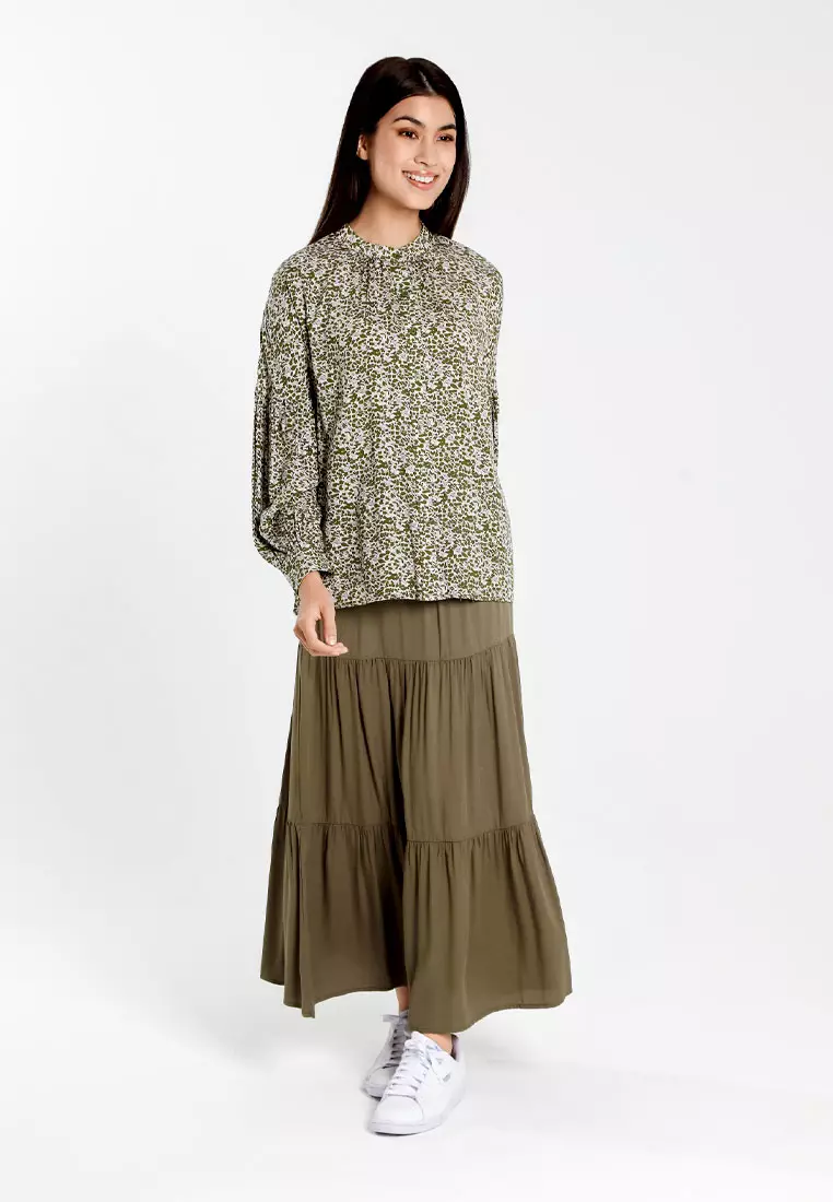 Forest Ladies Floral Pattern Button Rayon Blouse Women Long Sleeve Blouse | Baju Perempuan - 822486-41Green