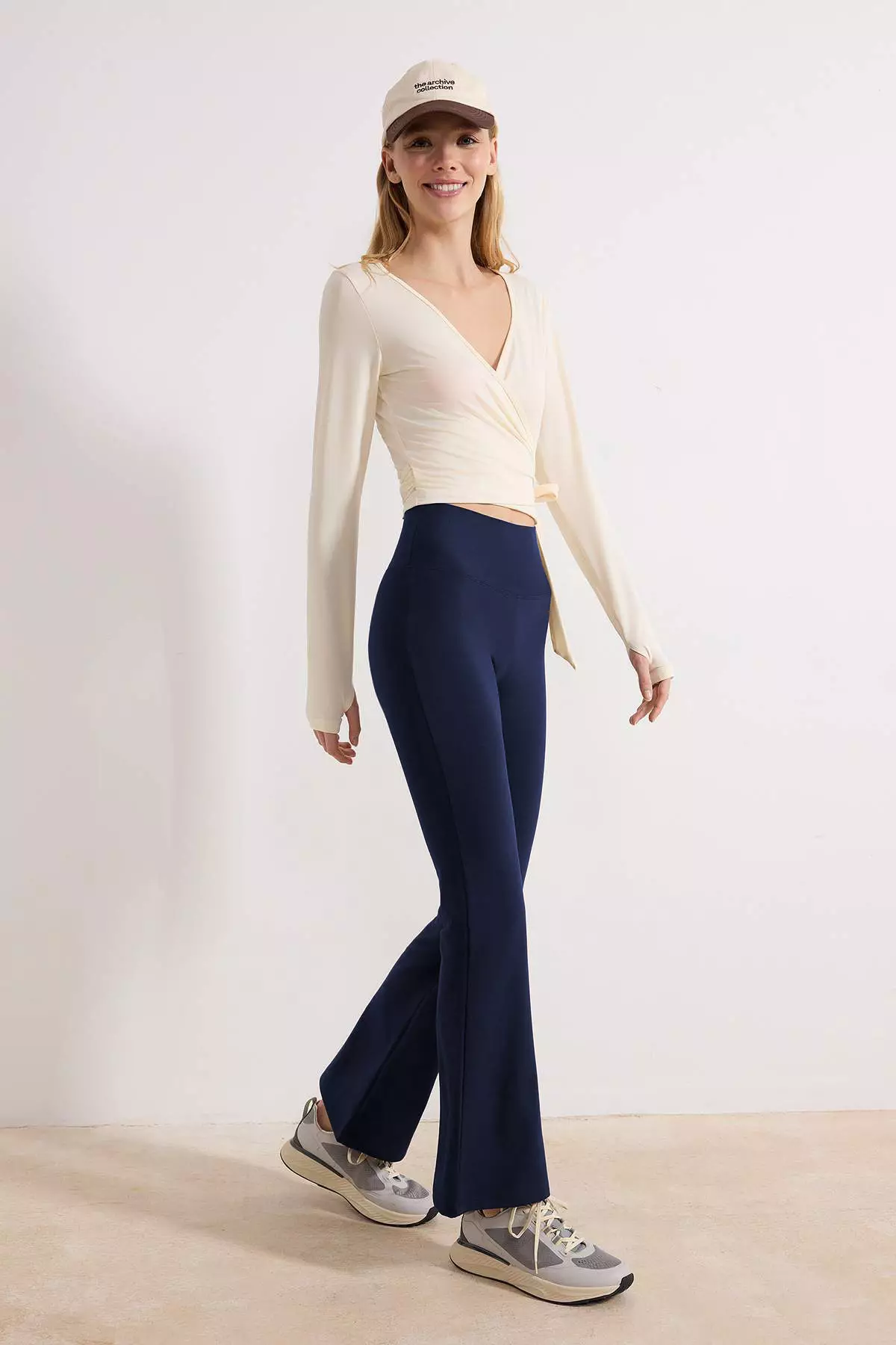 Navy Blue Brushed Soft Fabric Flare/Spanish Leg Knitted Sports Leggings Thmss26Ty00016