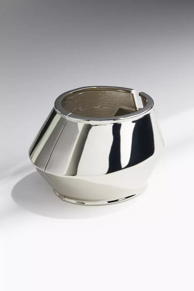 Chunky cuff bracelet