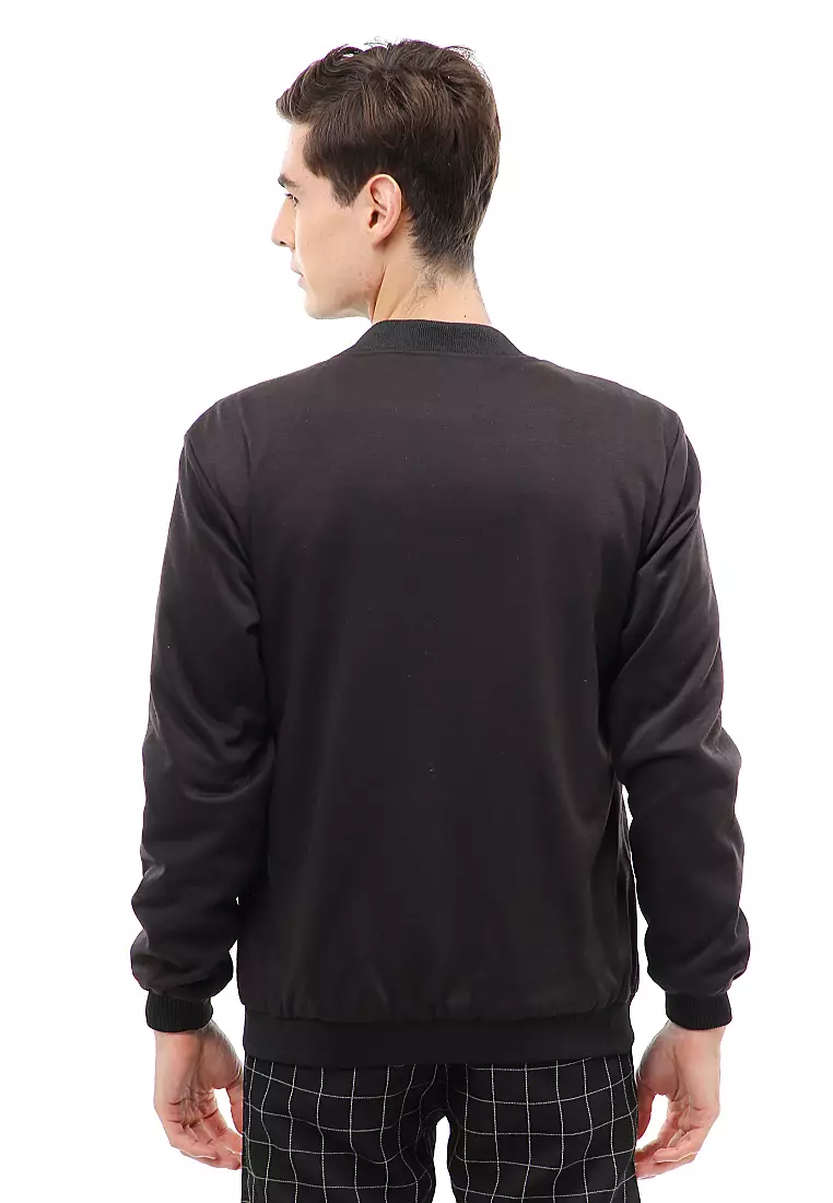 Clover Outerwear Jacket Pria Sporty Design Material Polyester ORIGINAL - Black