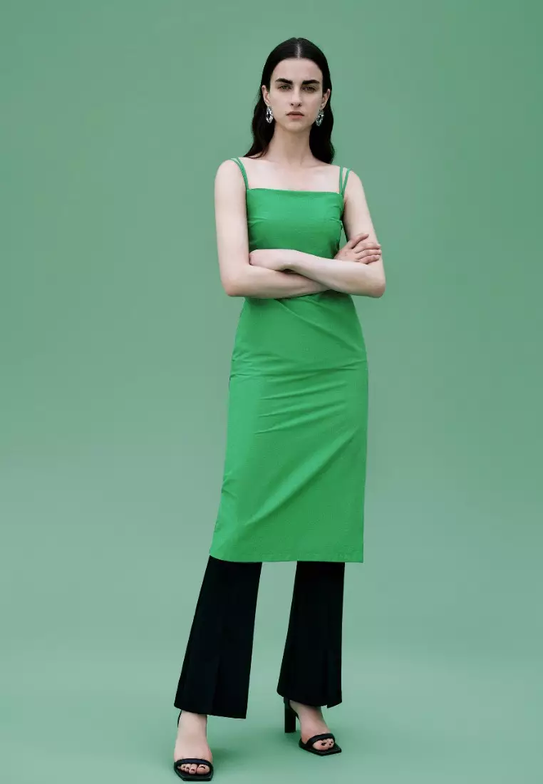 女装轻熟风度假风镂空一字领宝藏连衣裙