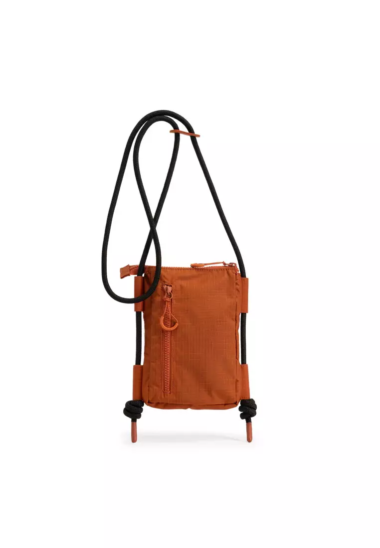 TRAVEL RIPSTOP PHONE POUCH