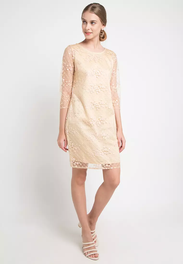 Shary Lace Dress In Cream