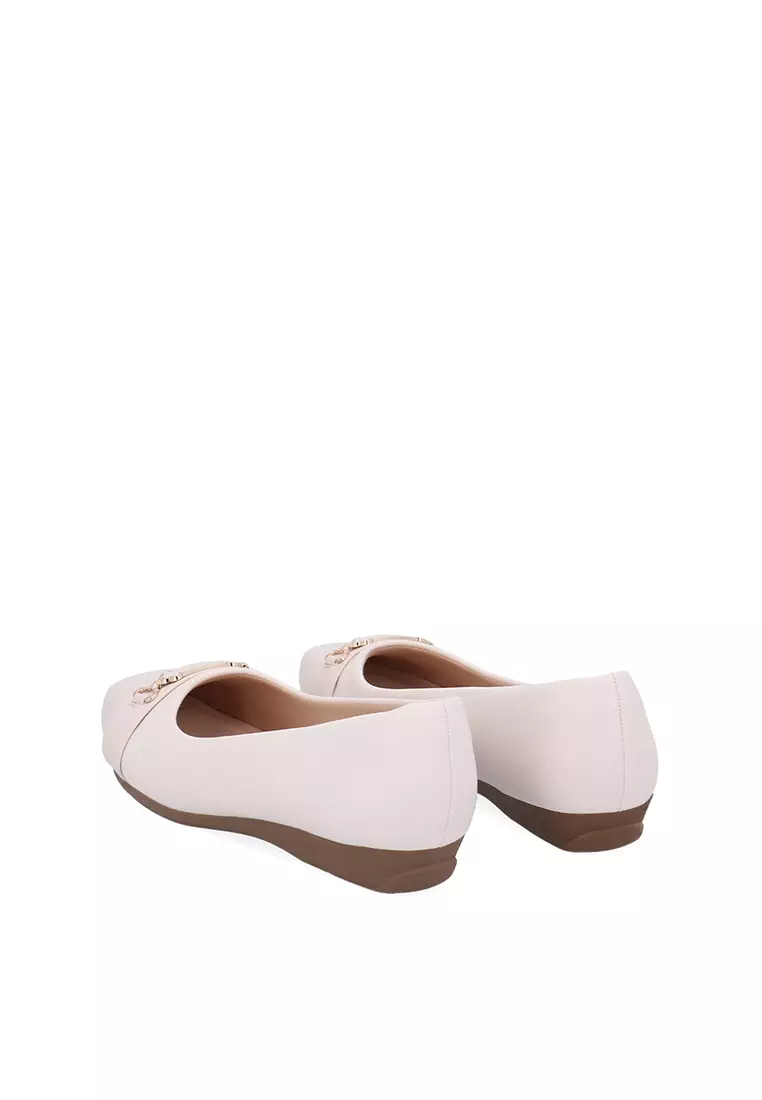 Beige Everyday Ophelia Pumps
