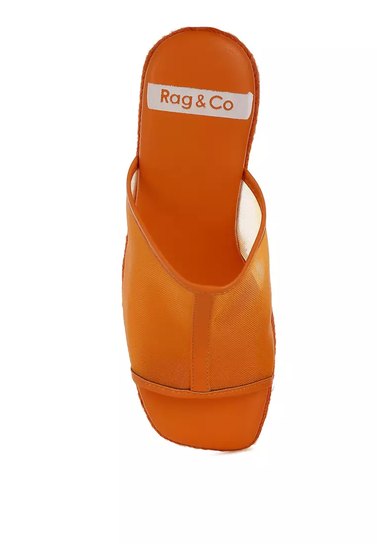 Sepatu Wedges Slip-On Mesh Bernapas Warna Oranye