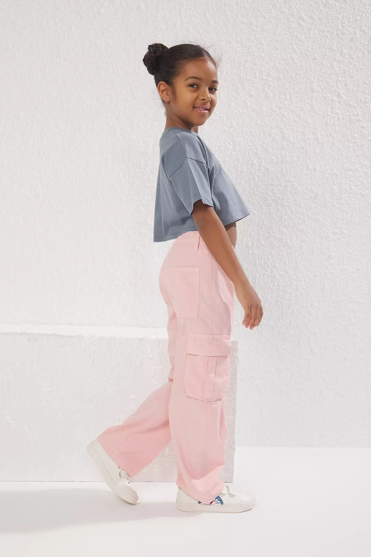 Pocket Detailed Wide Leg Trousers