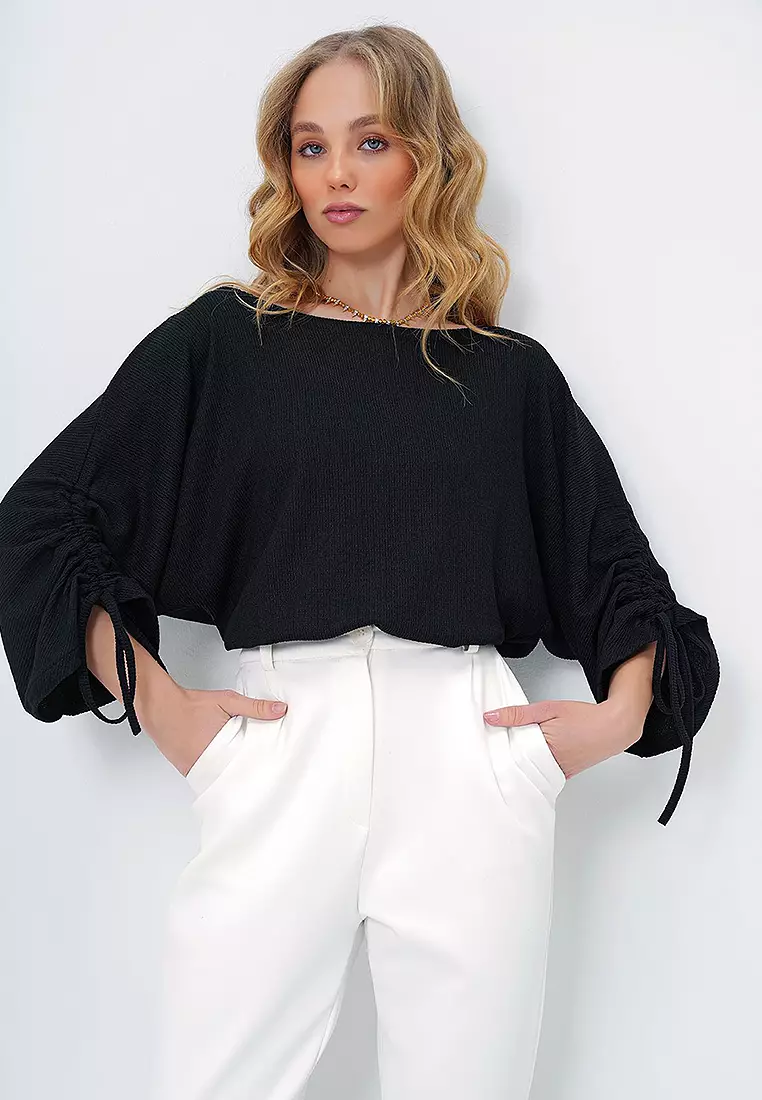 Black Boat Neck Sleeves Gathered and Tied Detailed Knitted Crepe Blouse