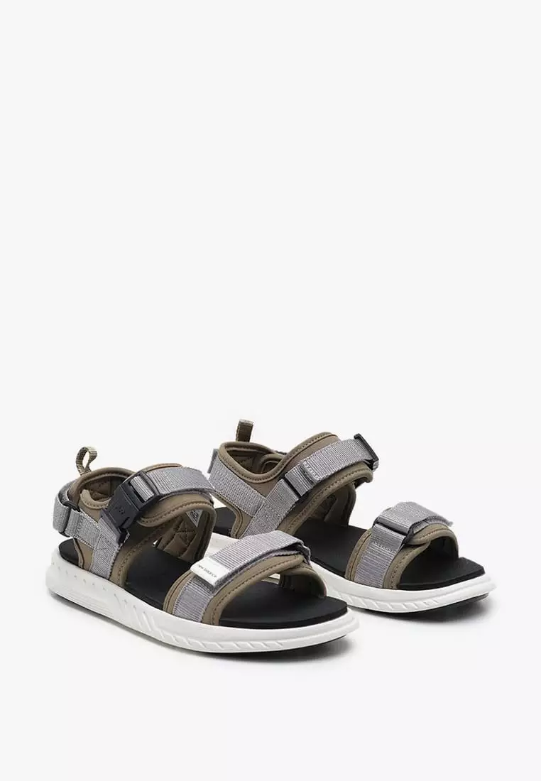 New balance best sale sandals online