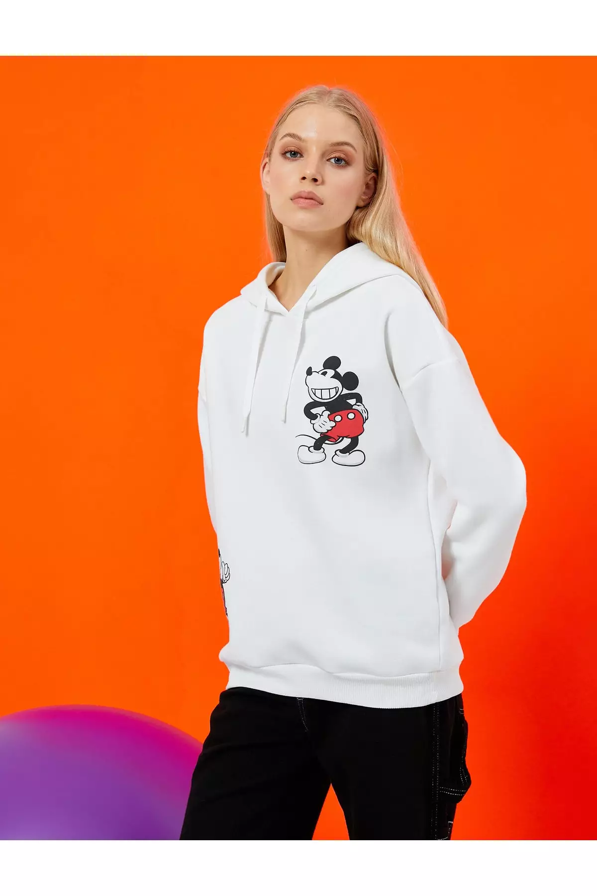 White top mickey hoodie