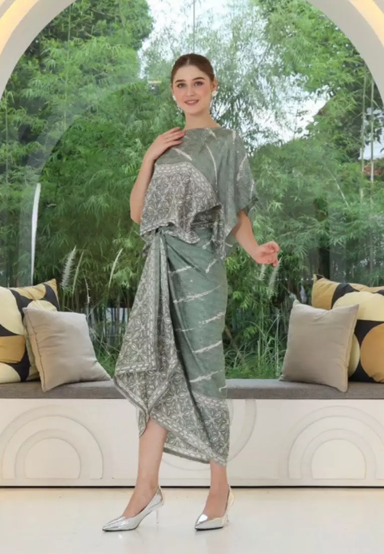 Rinjanie Batik - ZKBN-GT - Dress Infinity Green Tea - Dress Ikat Batik