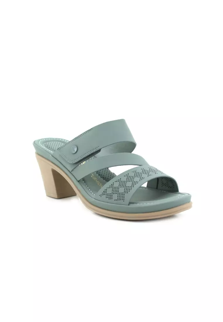 Buy on sale bata sandals