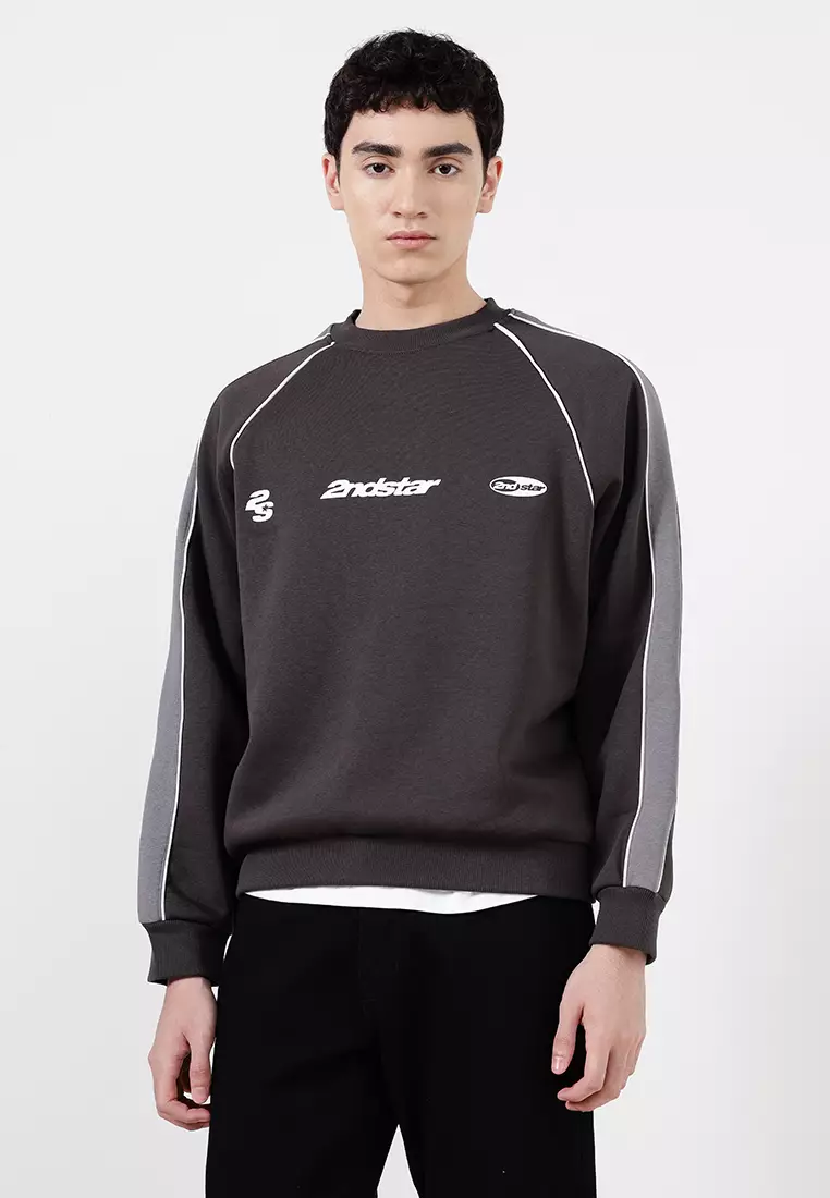 Box Fit Graphic Crew Sweatshirt