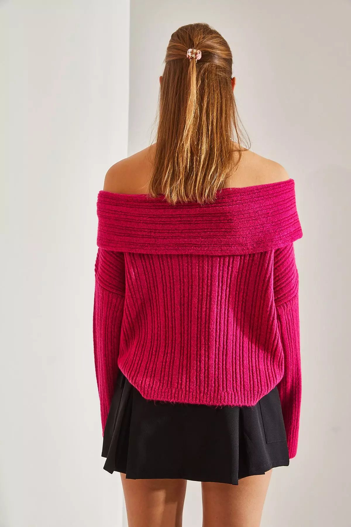 Women's Ruffle Collar Sweater