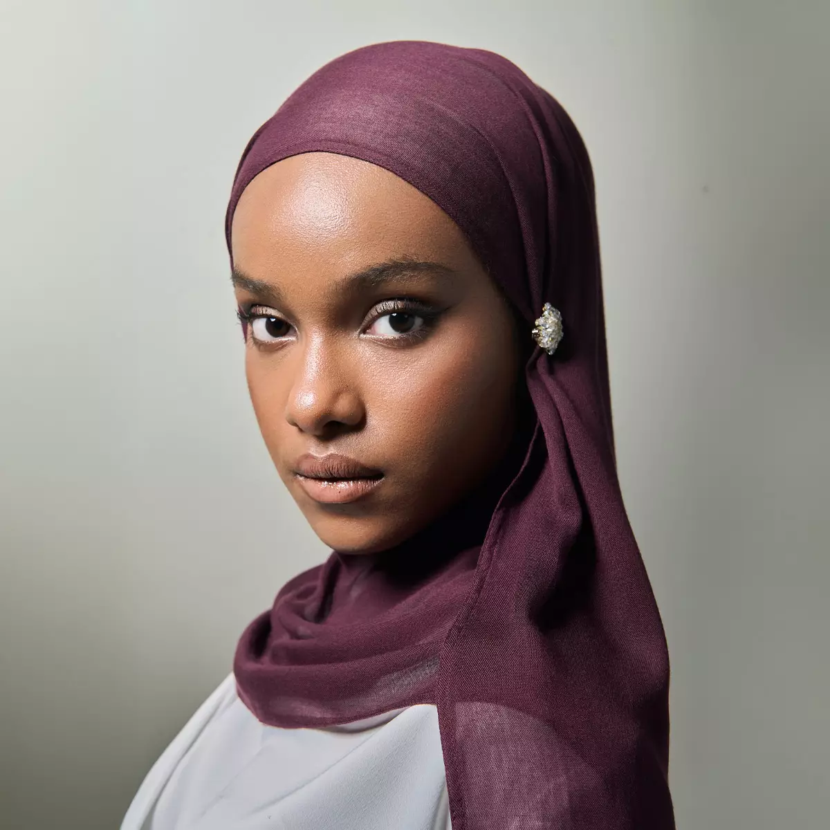 [New Collection] ZM Zaskia Mecca - Leeya Burgundy Pashmina Viscose Muslim - Jilbab Bahan Viscose Premium