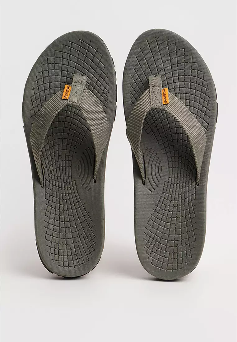 Men's Slippers with Clip Label