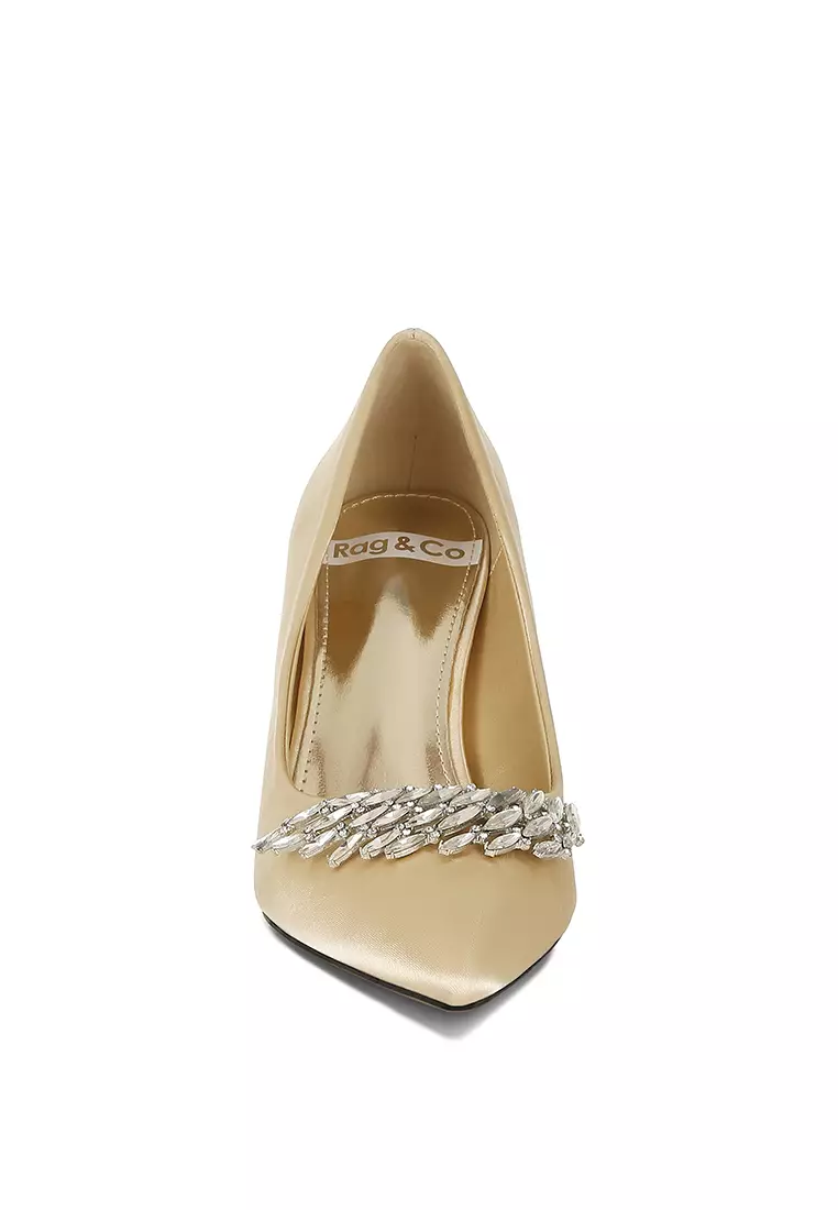 Diamante Brooch Detail Satin Pumps In Gold