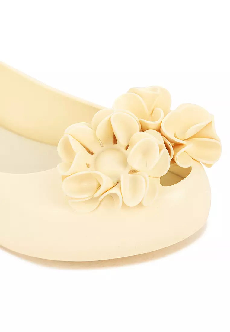 ultragirl springtime