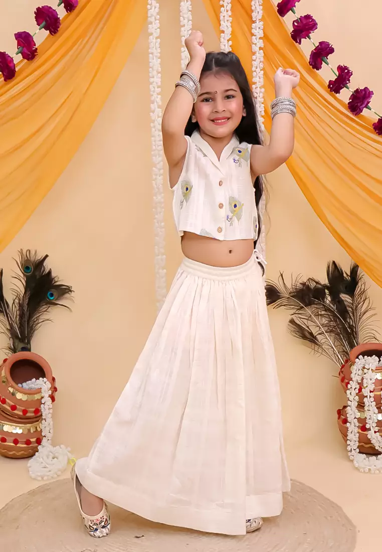 The Mom Store Mayur Dhaga Girls Embroidered Lehenga Set - White