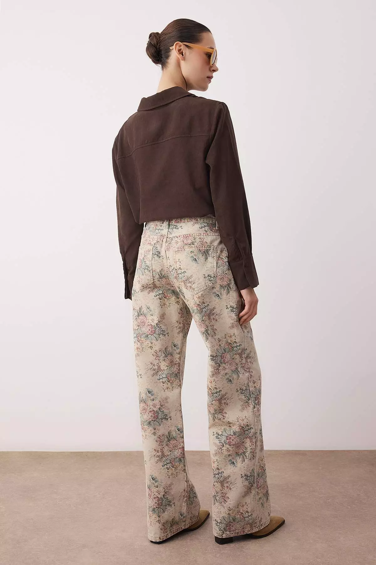 Multi-Colored Floral Pattern High Waist Wide Leg Jeans Twoaw26Je246