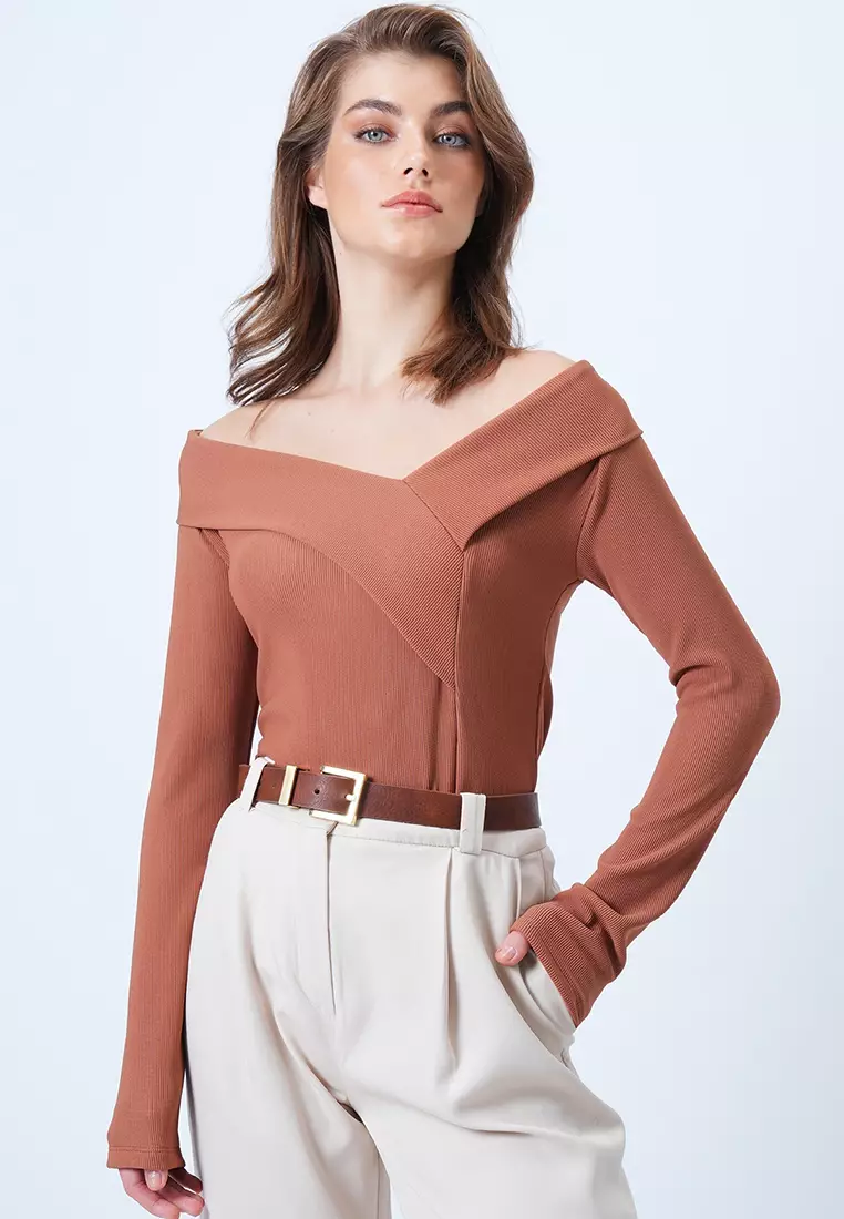Wide Collar Blouse