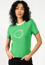 Medium Green/Detail: Bright White